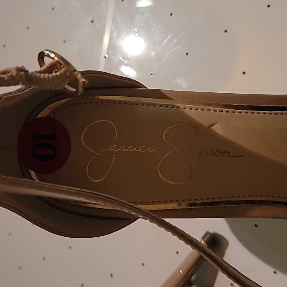 Heels 👠 👠 👠 - Picture 3 of 3
